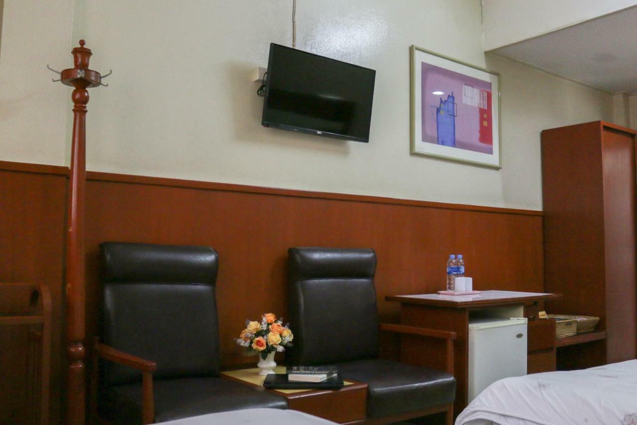 Nakornping Hotel Bangkok Eksteriør bilde